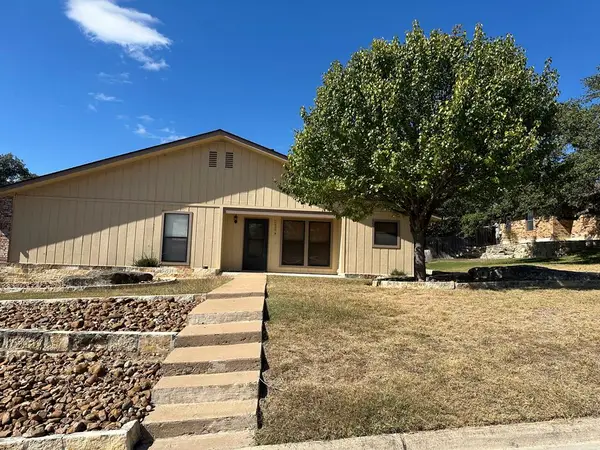1900B West Lane, Kerrville, TX 78028
