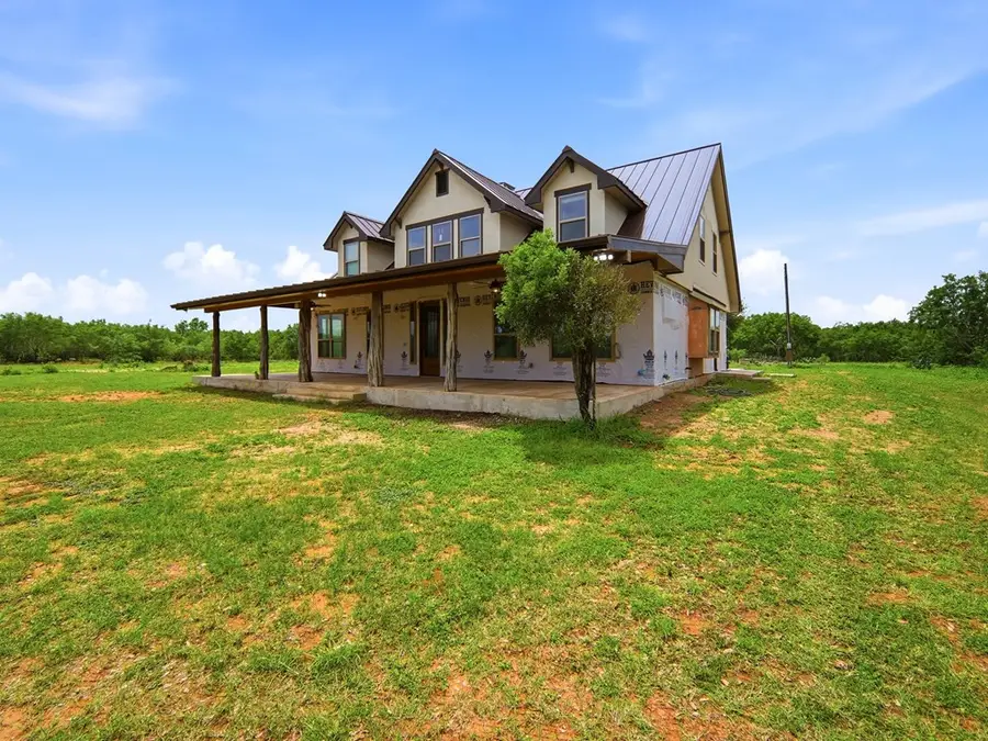 1253 Cr 7421, Yancey, TX 78886 - #2