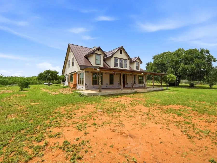1253 Cr 7421, Yancey, TX 78886 - #3