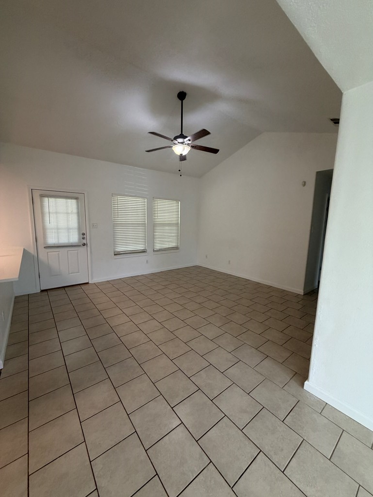 133 Willow Way, Kerrville, TX 78028 - #3