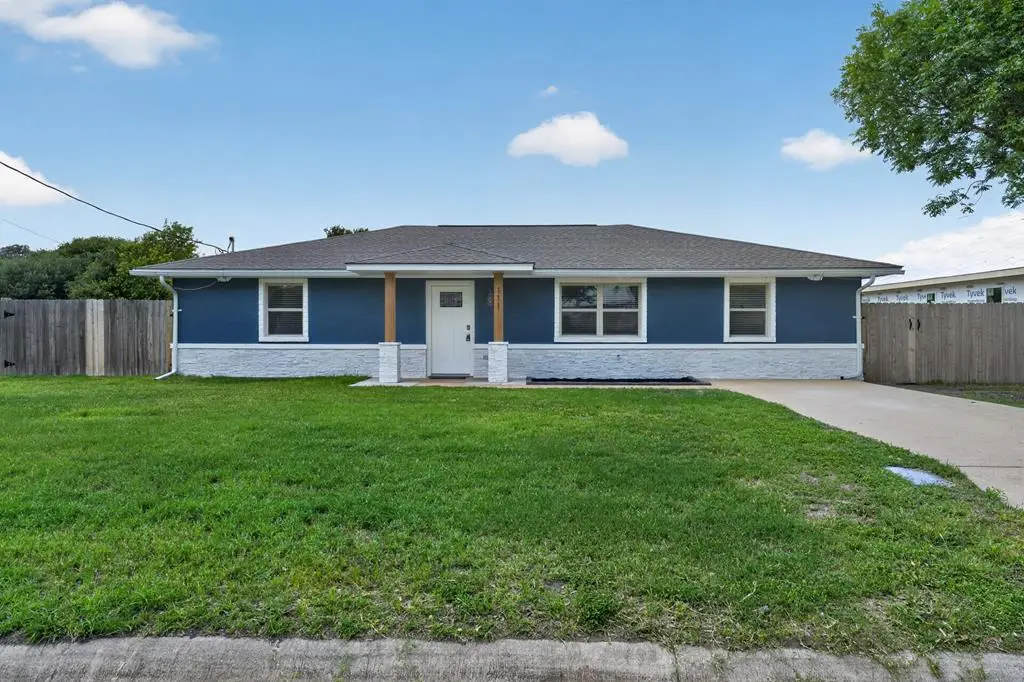 111 Fawn Run, Kerrville, TX 78028 - #1