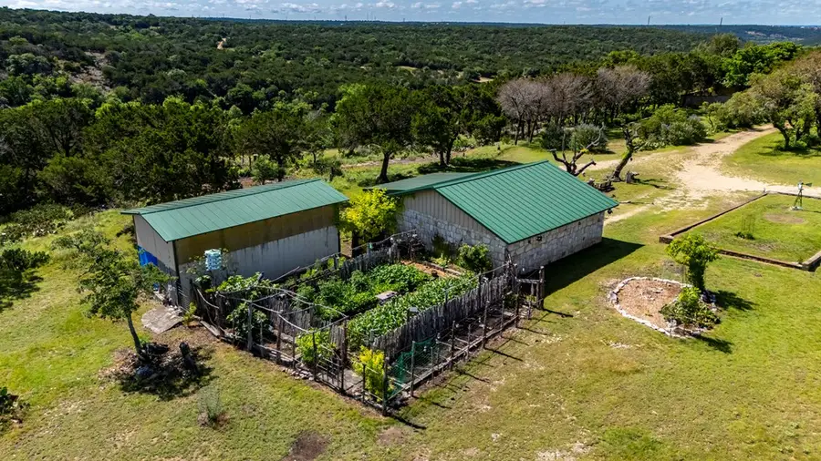 481 Scenic Valley Rd, Kerrville, TX 78028 - #3