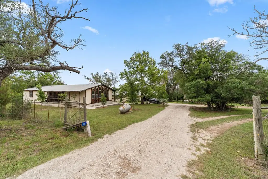 305 Silver Hills Rd, Kerrville, TX 78028 - #1
