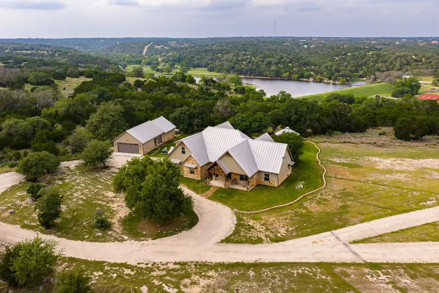 195 Kamira Dr, Kerrville, TX 78028 - #2