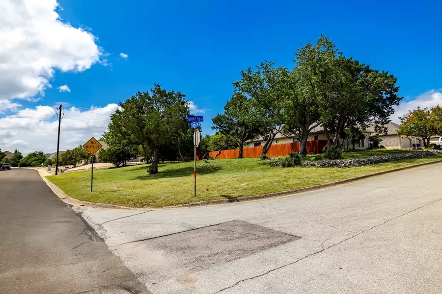 1929 Summit Top Dr, Kerrville, TX 78028 - #3