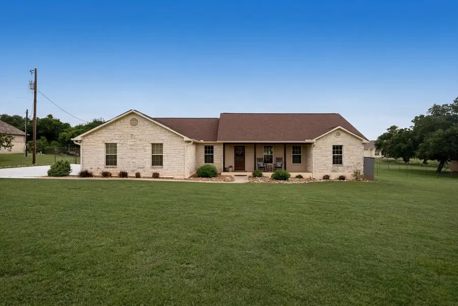 190 Skye Dr, Kerrville, TX 78028 - #2