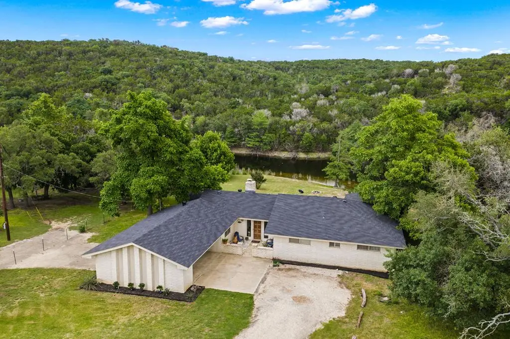240 Aqua Vista Dr, Kerrville, TX 78028 - #1