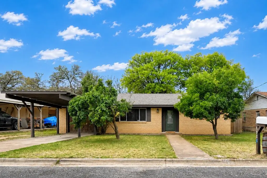 1111 Donna Kay Dr, Kerrville, TX 78028 - #1