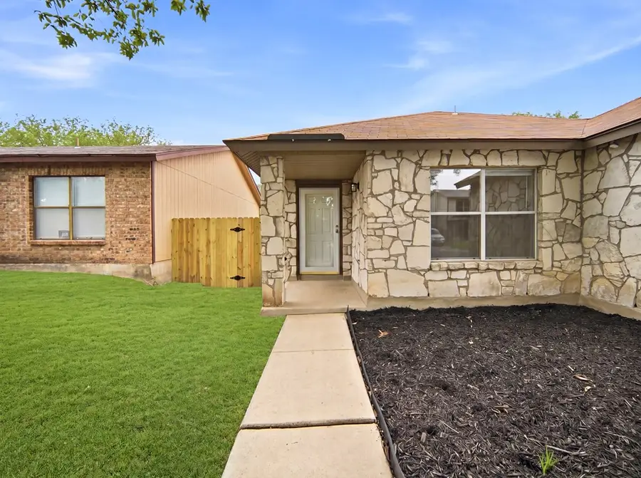 6827 Celes Meadow Dr, Converse, TX 78109 - #2