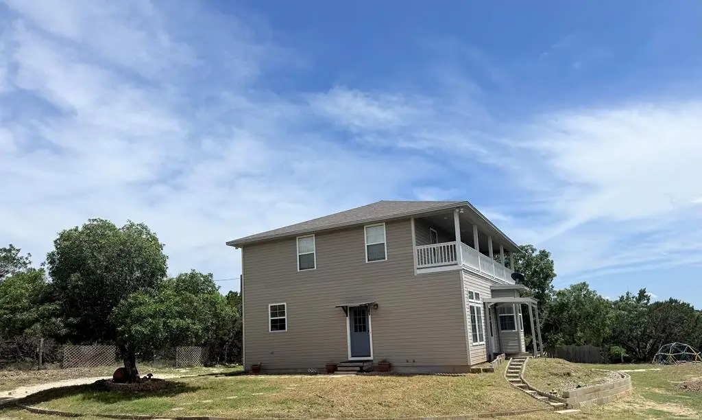 218 Mineola St, Ingram, TX 78025 - #1