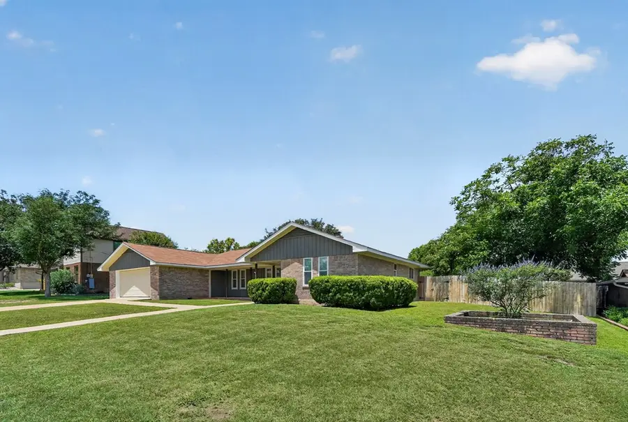 316 Mack Hollimon Dr, Kerrville, TX 78028 - #3