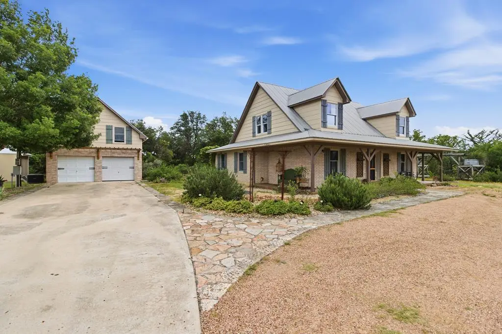1275 Lacey Dr, Bandera, TX 78003 - #1