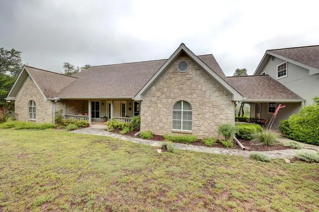 673 Lacey Oak Pkwy, Kerrville, TX 78028 - #1