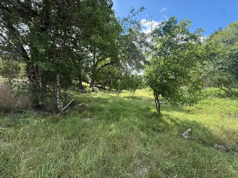 000 N Wood Trail, Kerrville, TX 78028 - #2