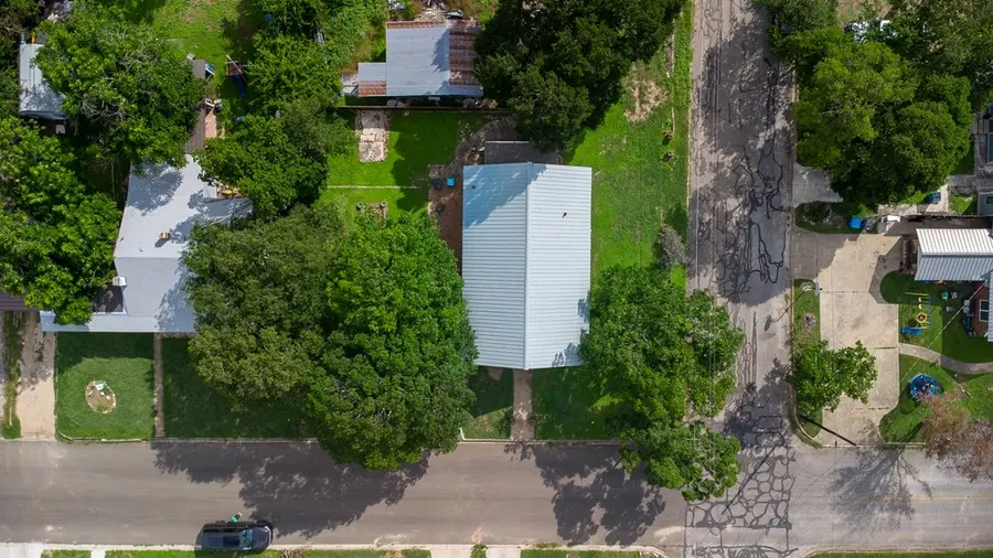 968 Wheless Ave, Kerrville, TX 78028 - #3