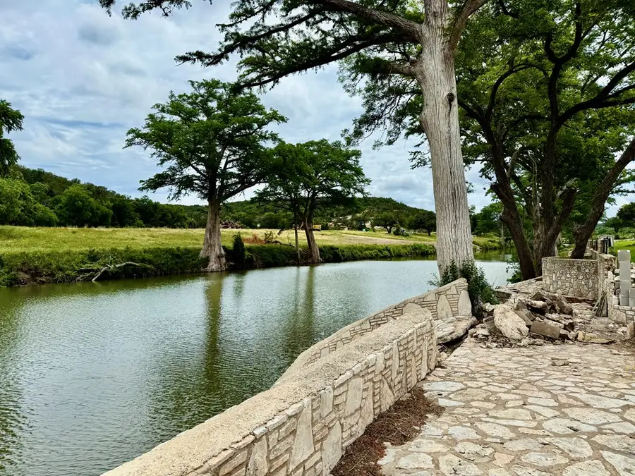 112 Casa Bonita Ln, Hunt, TX 78024 - #3
