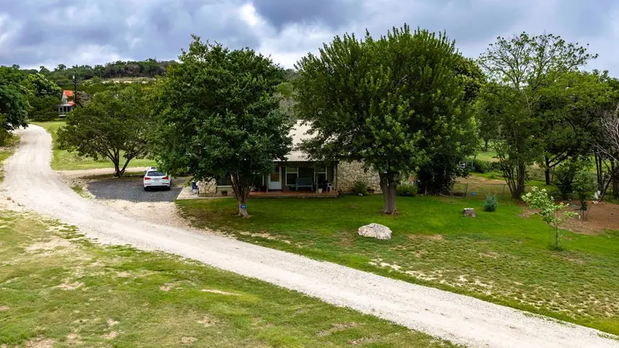 139, 143 Eickenroht, Ingram, TX 78028 - #2