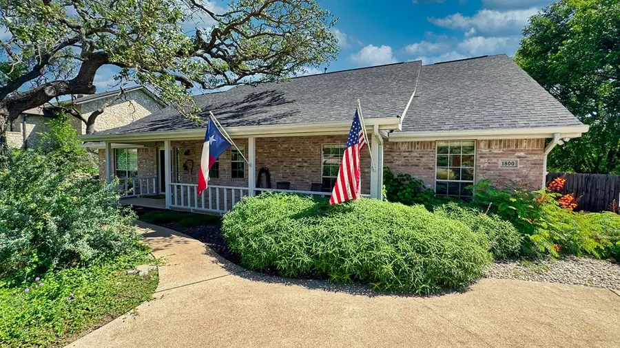 1800 Foothills Dr, Kerrville, TX 78028 - #2