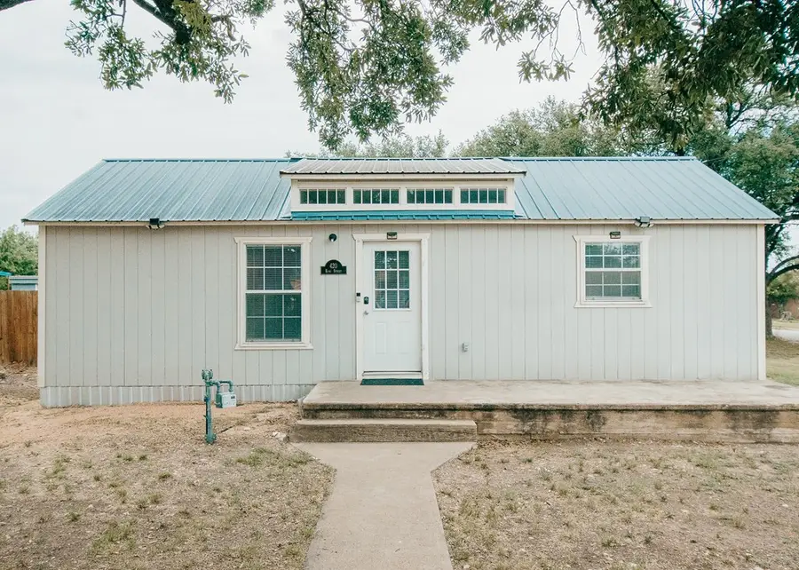 420 King St, Eden, TX 76837 - #2