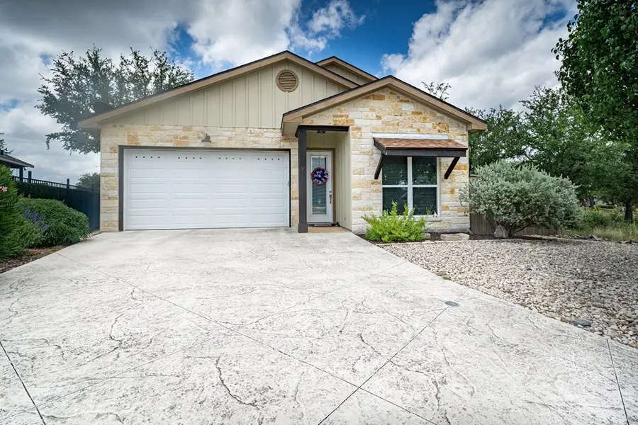 1004 Creswell Ln, Kerrville, TX 78028 - #3