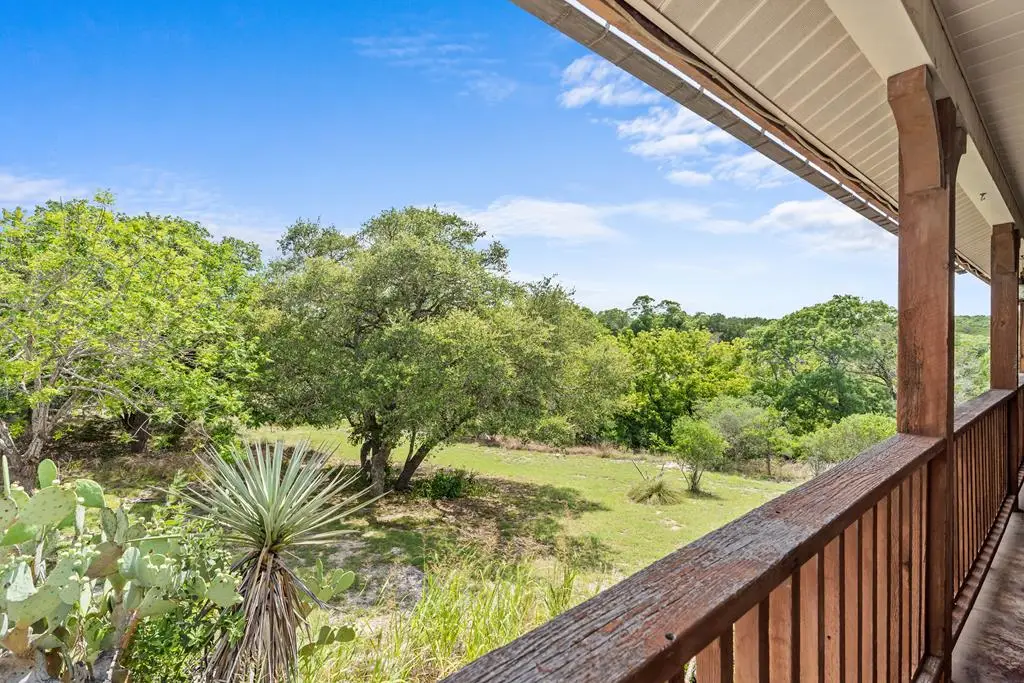 320 Spicer Loop, Kerrville, TX 78028 - #1
