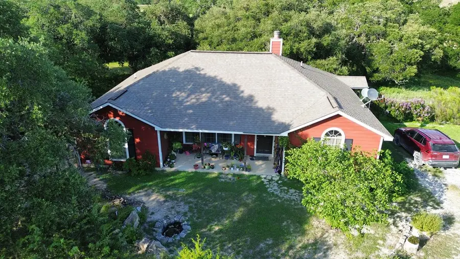 126 E Madrone Ridge, Comfort, TX 78013 - #2