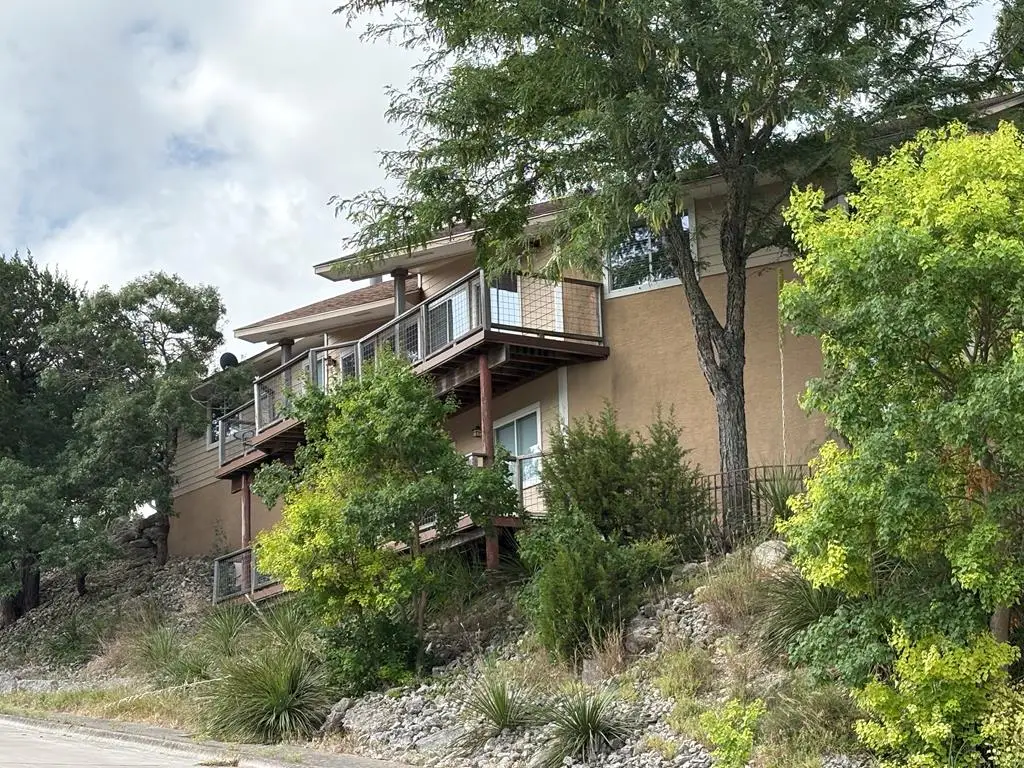 2113 Vista Ridge Dr, Kerrville, TX 78028 - #1