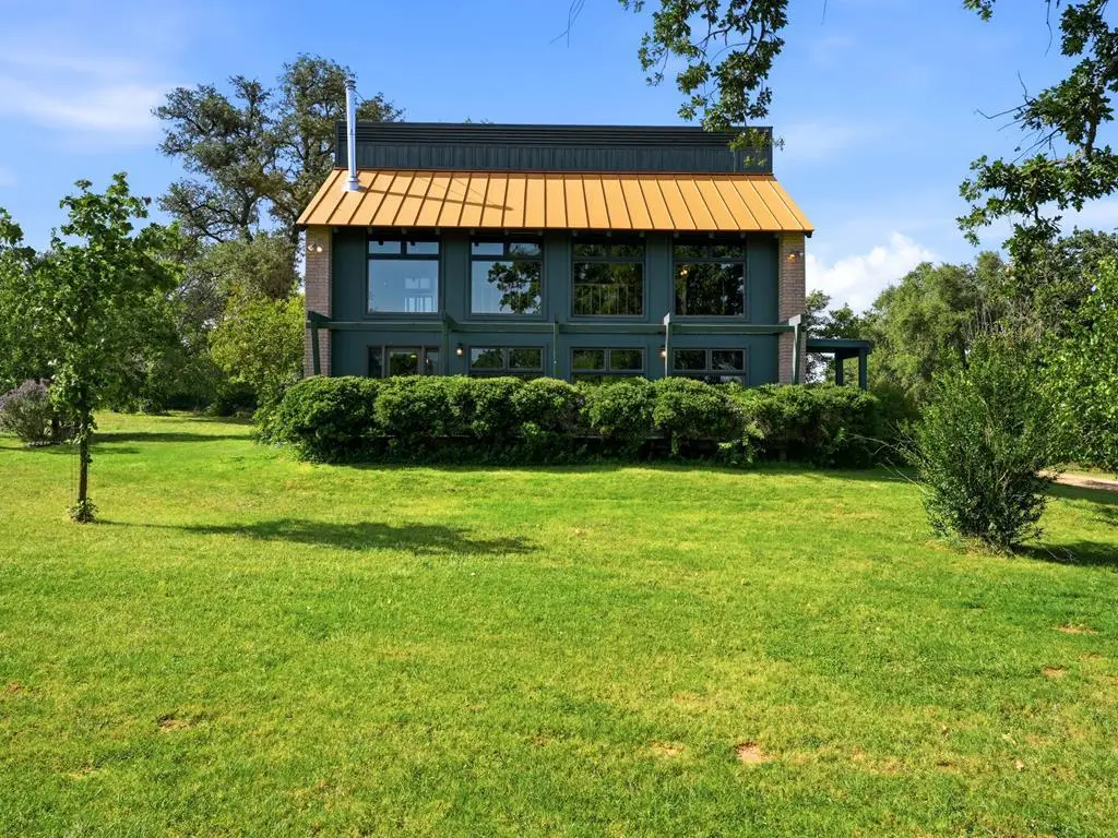 213 Cardinal Ln, Fredericksburg, TX 78624 - #1