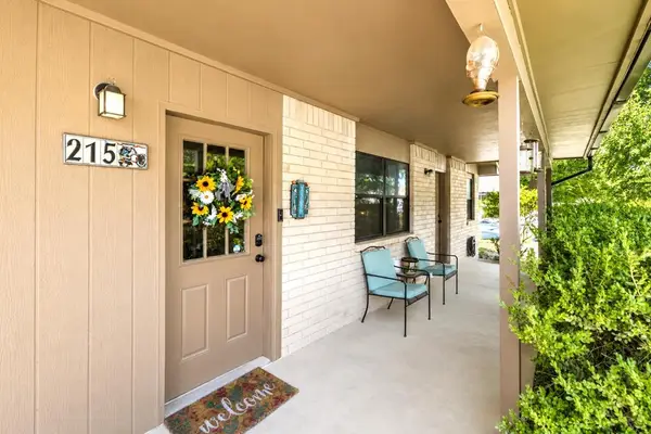 215 Mineola St, Ingram, TX 78025