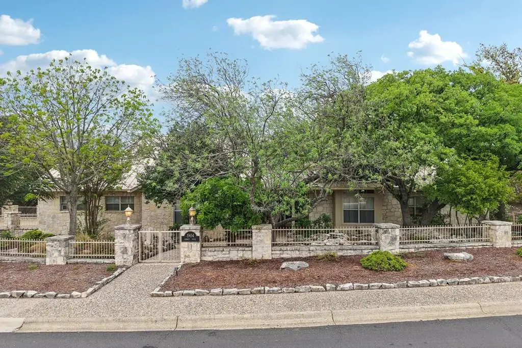 1904 N Summit Ridge Dr, Kerrville, TX 78028 - #1