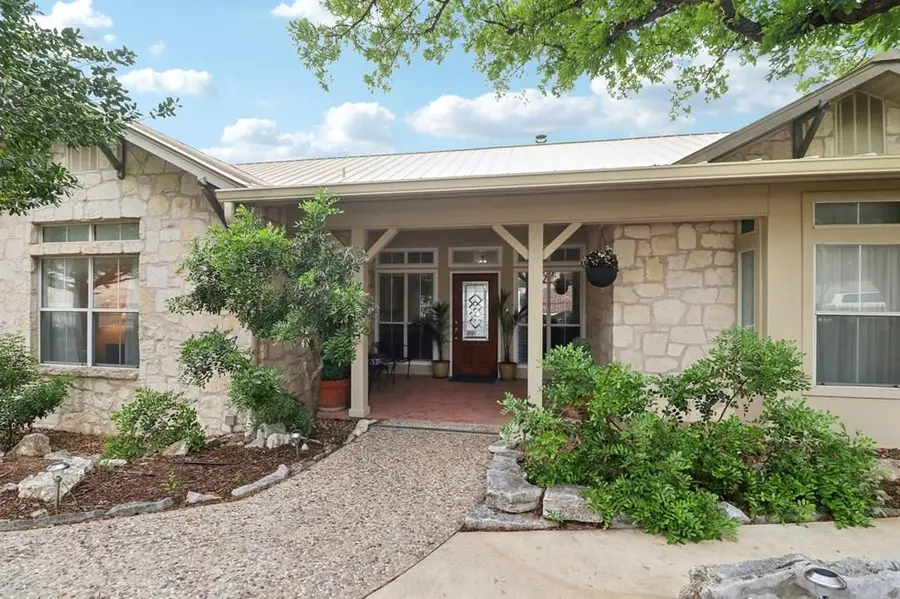 1904 N Summit Ridge Dr, Kerrville, TX 78028 - #2