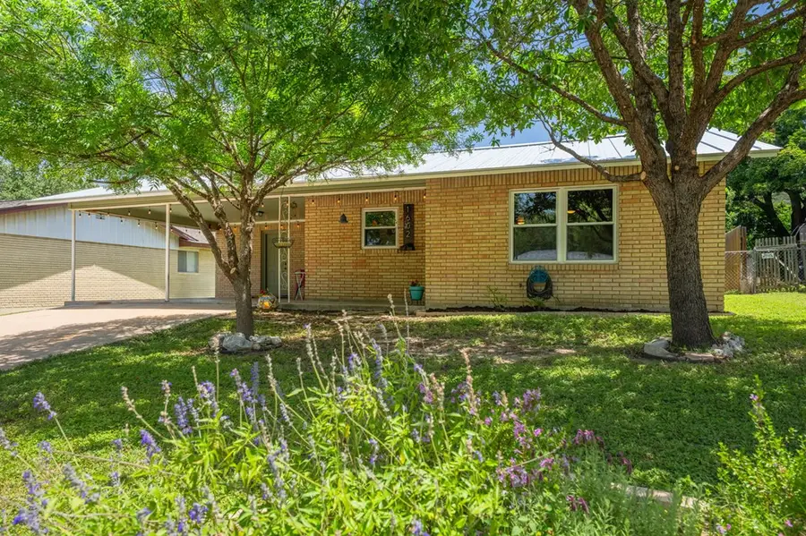 1602 Deer Trail, Kerrville, TX 78028 - #3