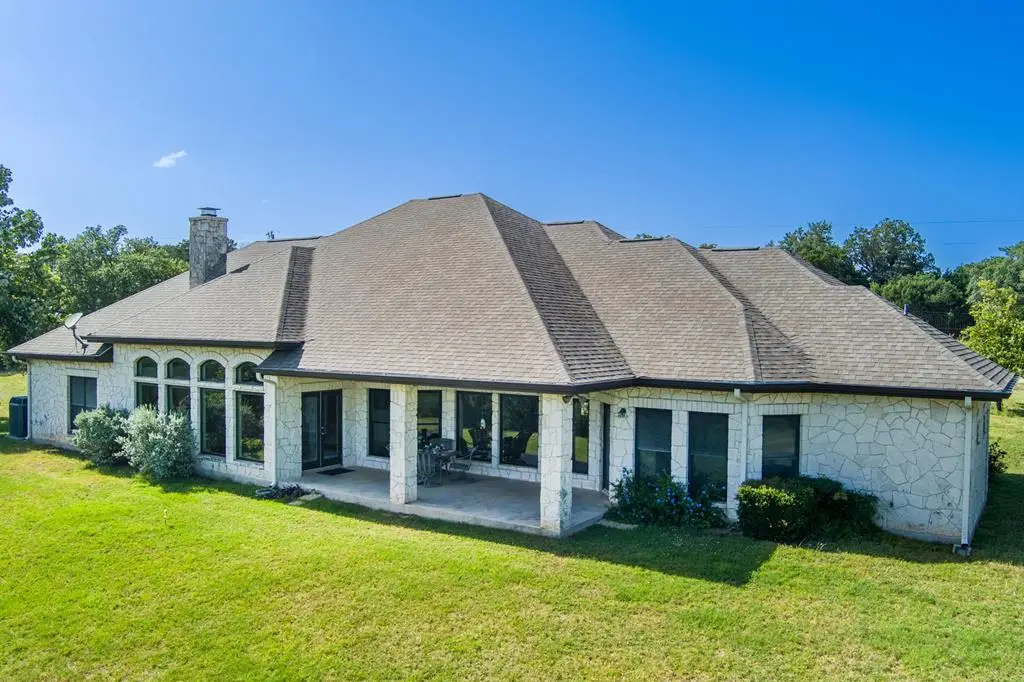 134 Holly Dr, Kerrville, TX 78028 - #1