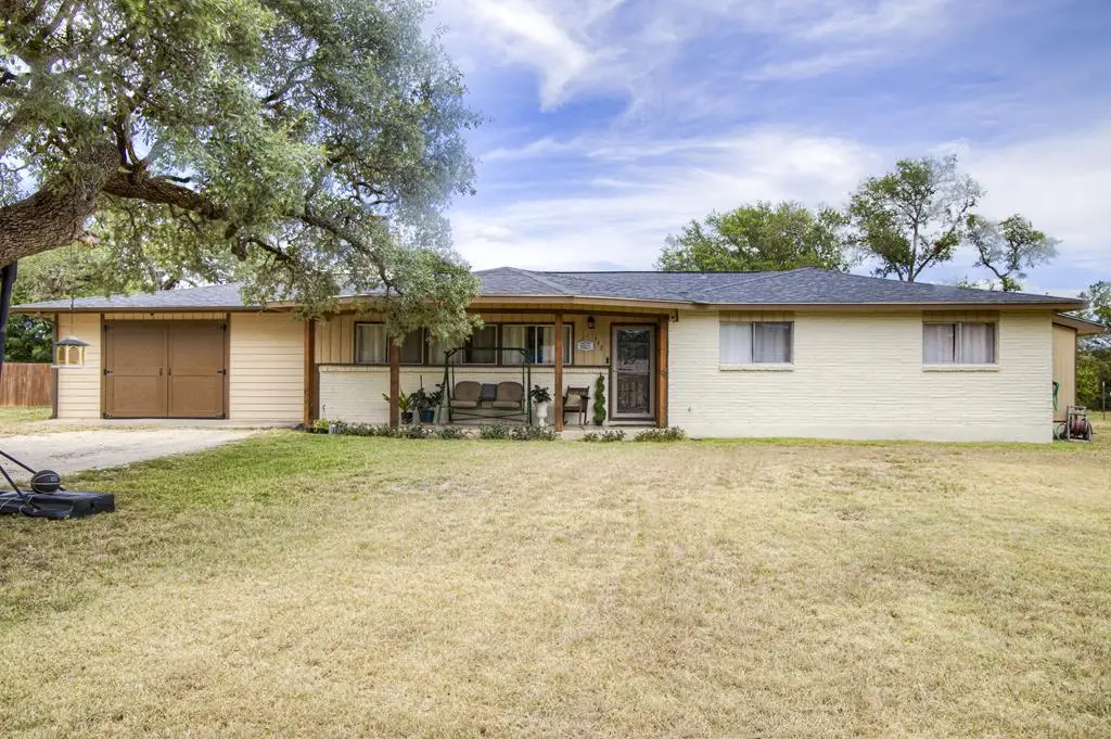 117 Hilltop Dr, Kerrville, TX 78028 - #1