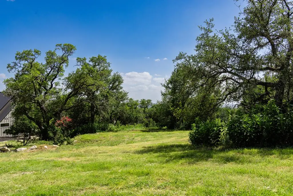 1010 Comanche Hills Dr, Kerrville, TX 78028 - #1