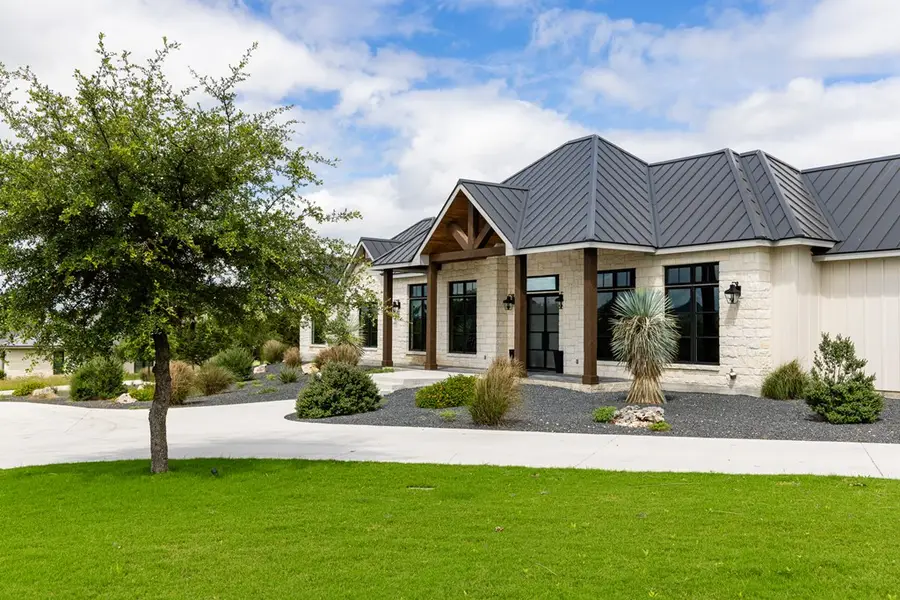 4108 Stone Creek Dr., Kerrville, TX 78028 - #2