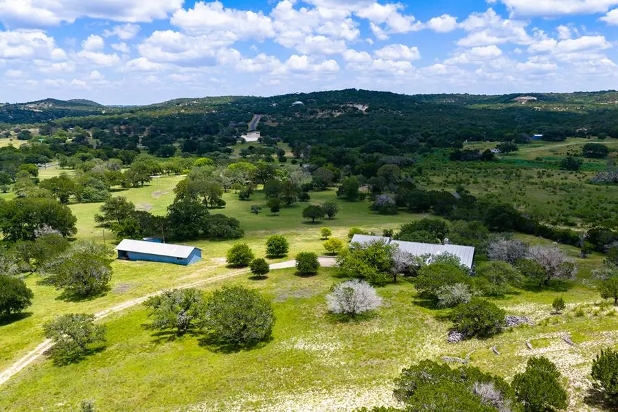 119 E Pecan Valley Rd, Center Point, TX 78010 - #3