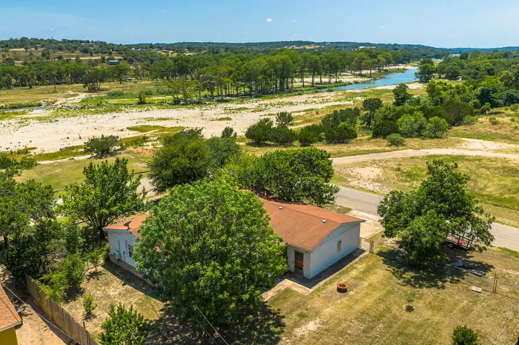 139 Riverpark Dr, Kerrville, TX 78028 - #1