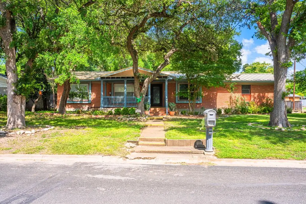1010 Nancy Beth Dr, Kerrville, TX 78028 - #1