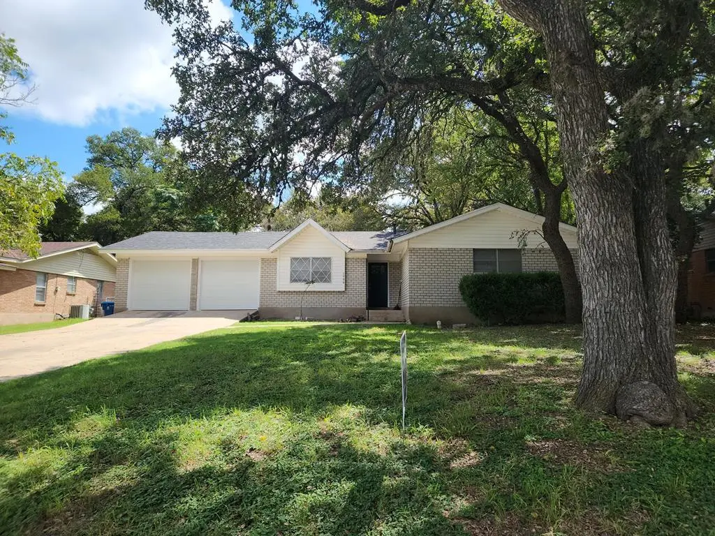 1006 Nancy Beth Dr, Kerrville, TX 78028 - #1