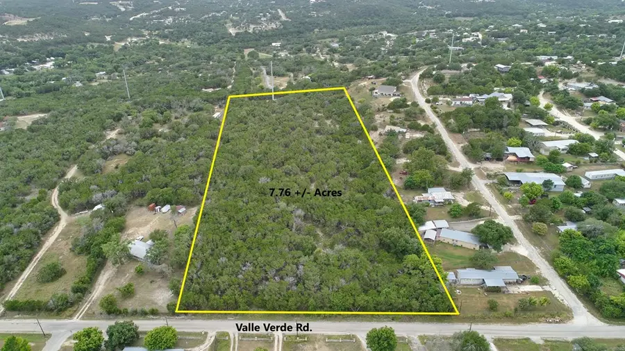 148 S Valle Verde, Kerrville, TX 78028 - #2