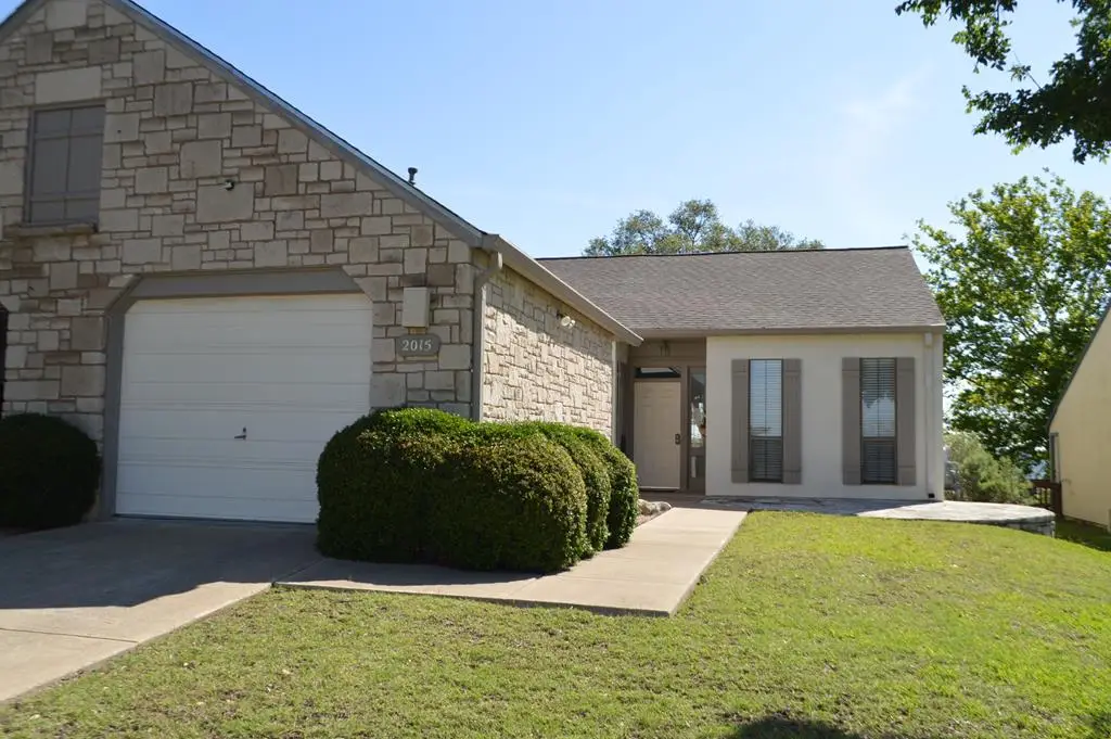 2015 Balmoral Dr, Kerrville, TX 78028 - #1