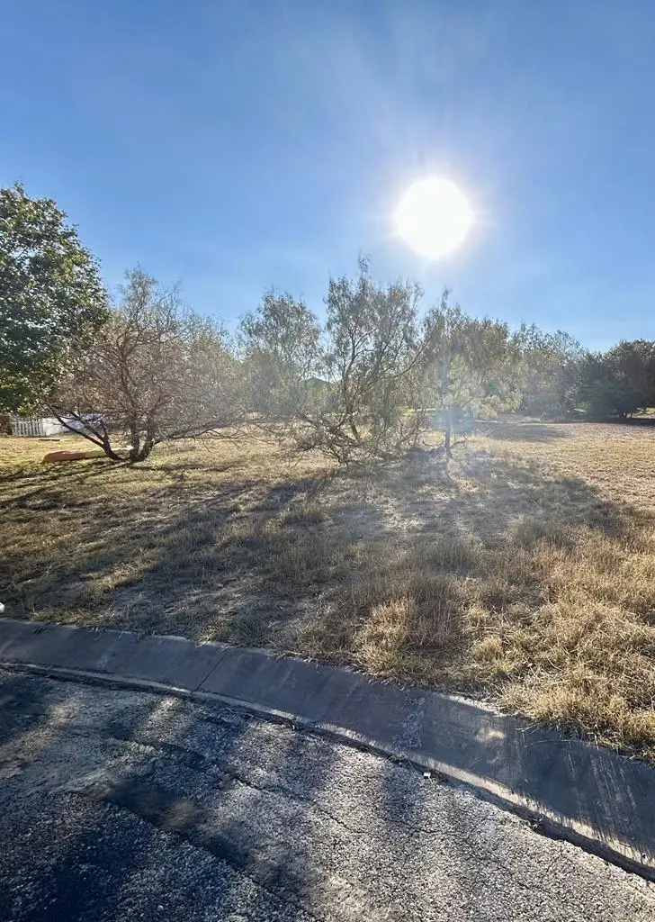 2513 Rogers Circle, Kerrville, TX 78028 - #1