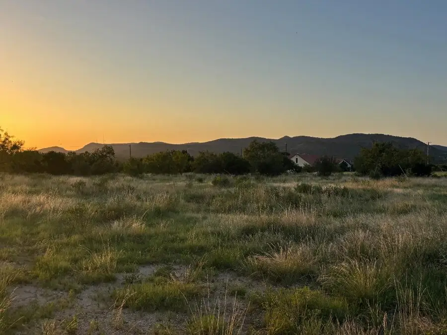 19240 W Ranch Rd 337, Camp Wood, TX 78833 - #3