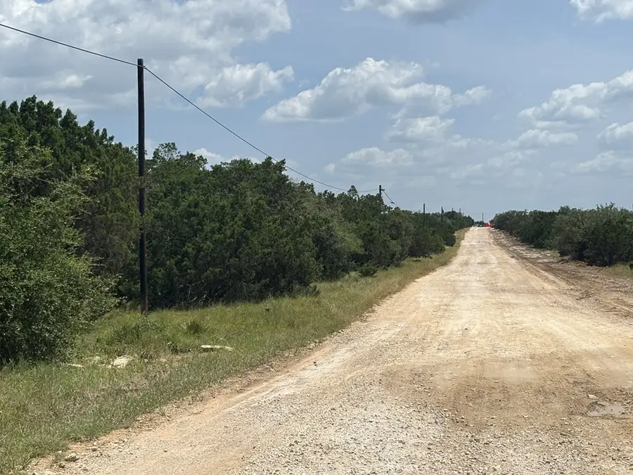 1815 Cr 310, Rocksprings, TX 78880 - #2