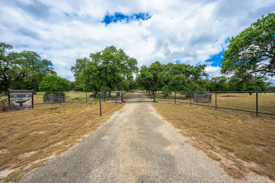 118 Upper Turtle Creek, Kerrville, TX 78028 - #2