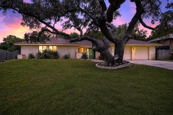 406 Timber Ridge Dr, Kerrville, TX 78028