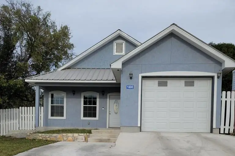 1600 Woodside, Kerrville, TX 78028 - #1