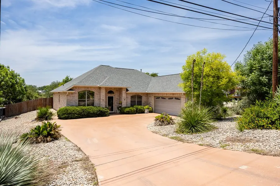 1233 Hilltop Rd, Kerrville, TX 78028 - #2