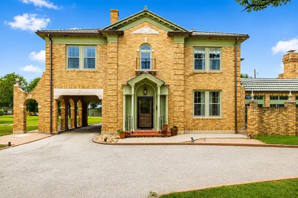 618 Main St, Kerrville, TX 78028